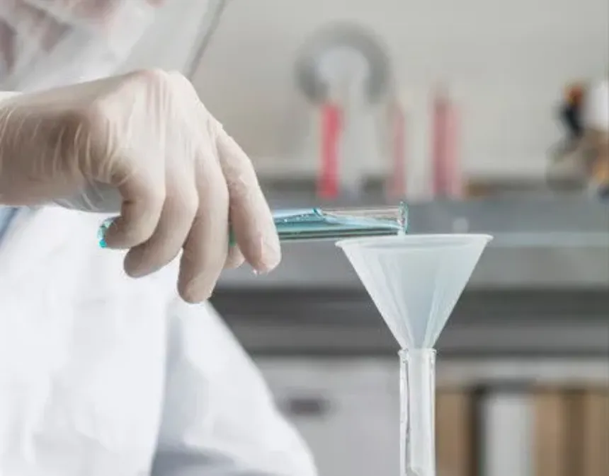 Embudo de laboratorio: ¿Qué es y para qué sirve?